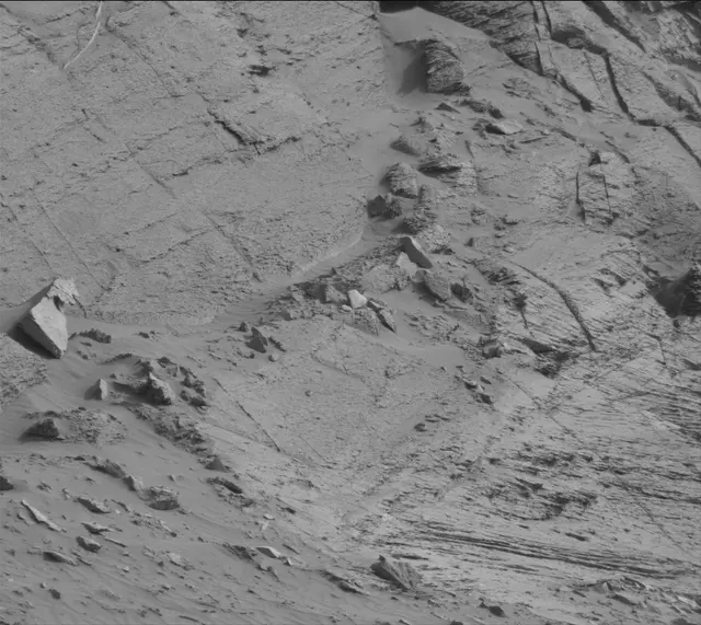 Sol 3386: Mast Camera (Mastcam)