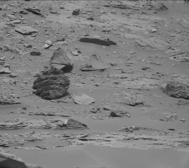 Sol 3386: Mast Camera (Mastcam)
