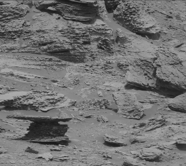 Sol 3386: Mast Camera (Mastcam)