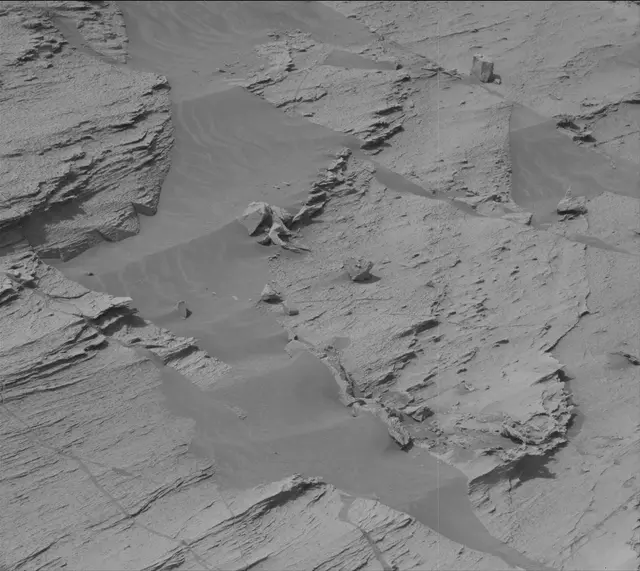 Sol 3387: Mast Camera (Mastcam)