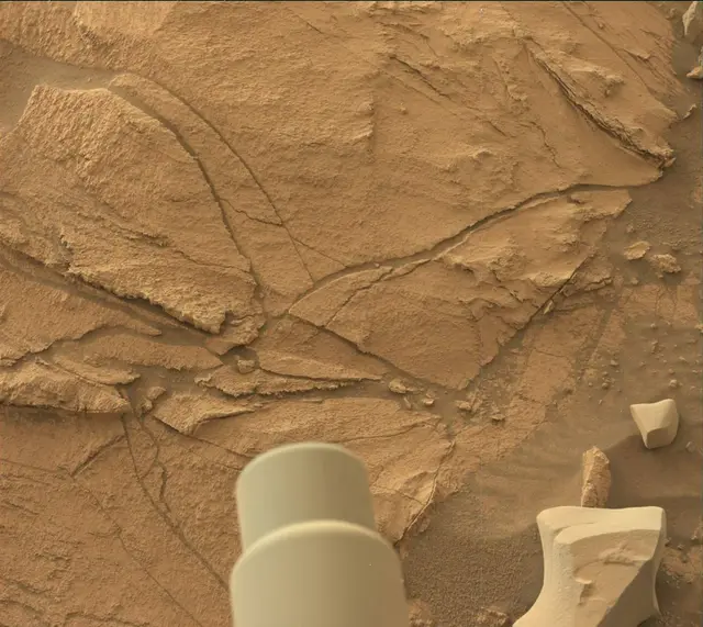 Sol 3387: Mast Camera (Mastcam)
