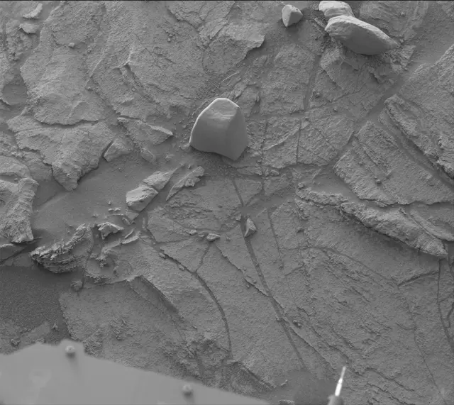 Sol 3387: Mast Camera (Mastcam)