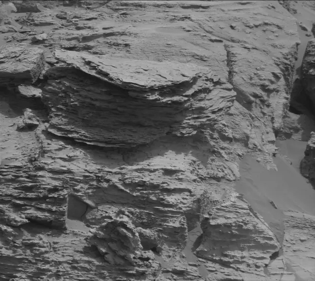 Sol 3387: Mast Camera (Mastcam)
