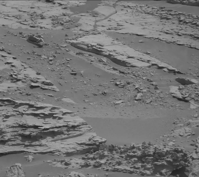 Sol 3387: Mast Camera (Mastcam)