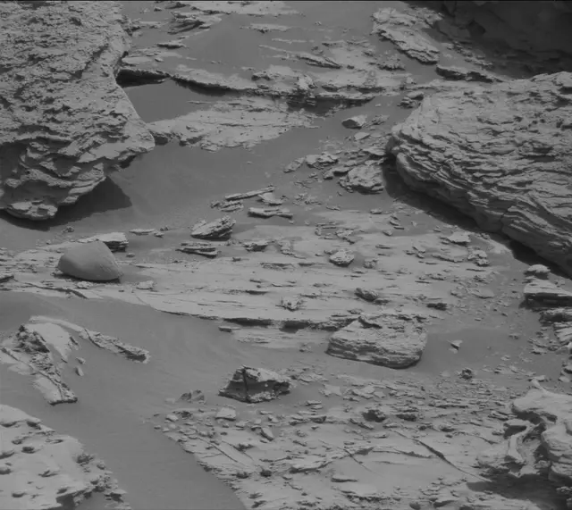 Sol 3387: Mast Camera (Mastcam)
