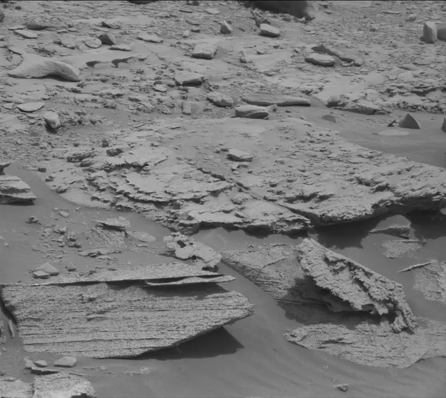Sol 3387: Mast Camera (Mastcam)