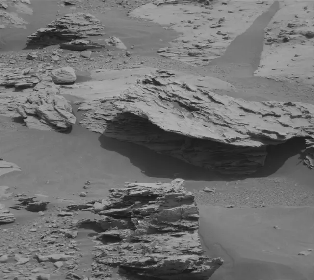 Sol 3387: Mast Camera (Mastcam)