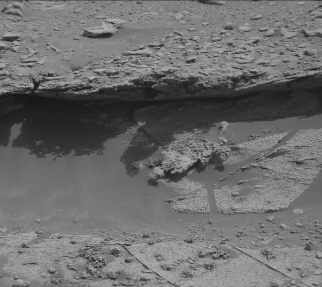 Sol 3387: Mast Camera (Mastcam)