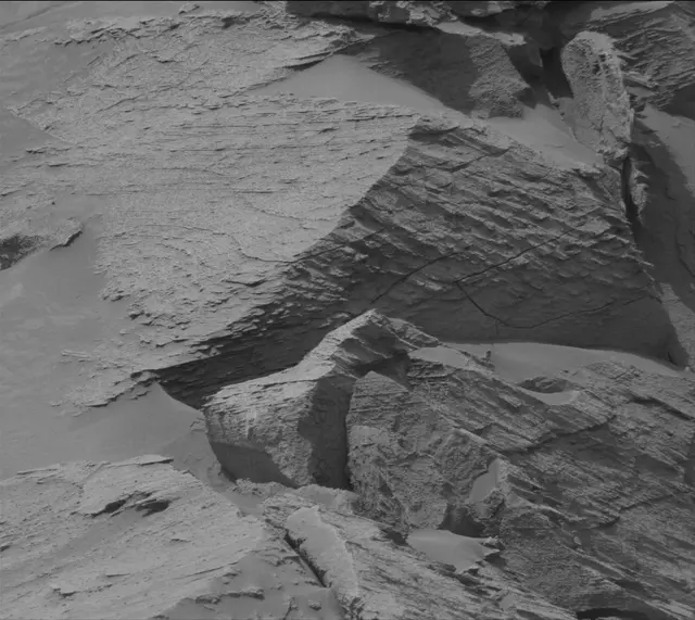 Sol 3387: Mast Camera (Mastcam)