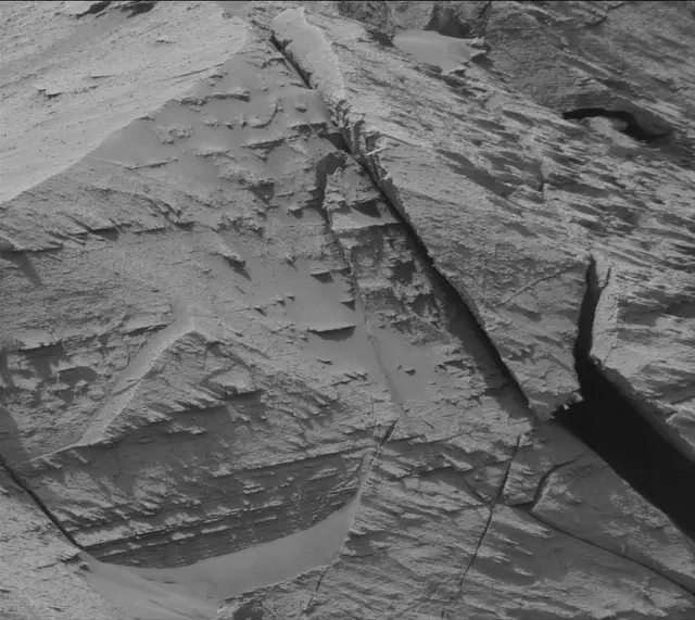 Sol 3387: Mast Camera (Mastcam)