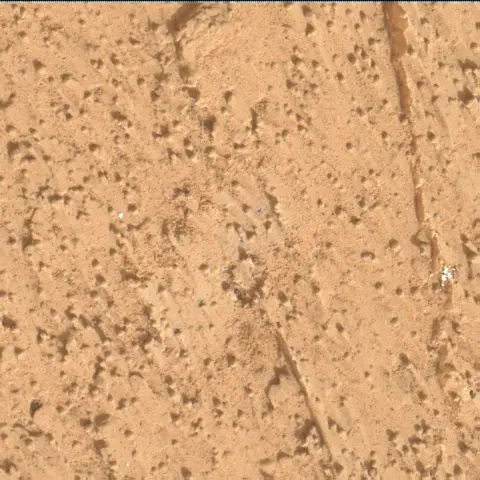 Sol 3387: Mars Hand Lens Imager (MAHLI)
