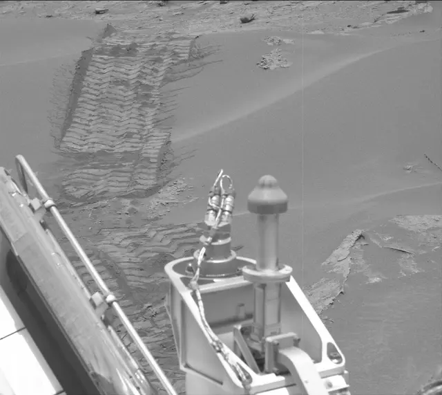 Sol 3388: Mast Camera (Mastcam)