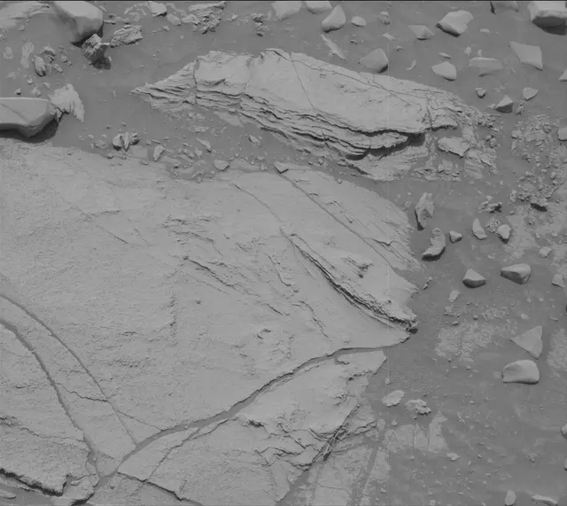 Sol 3388: Mast Camera (Mastcam)
