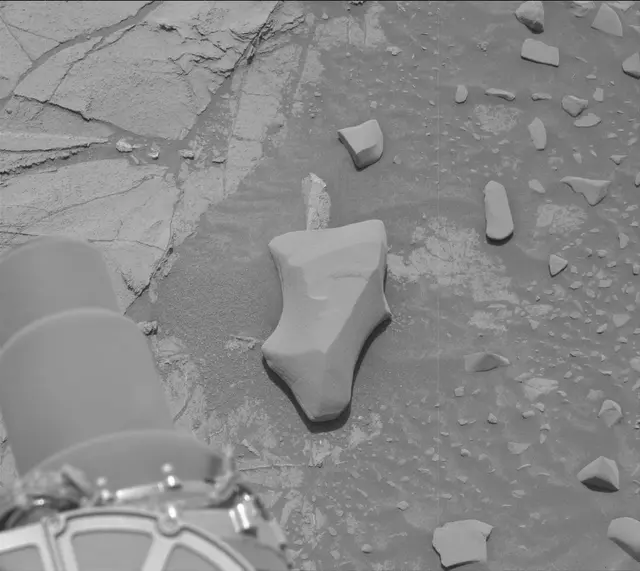 Sol 3388: Mast Camera (Mastcam)