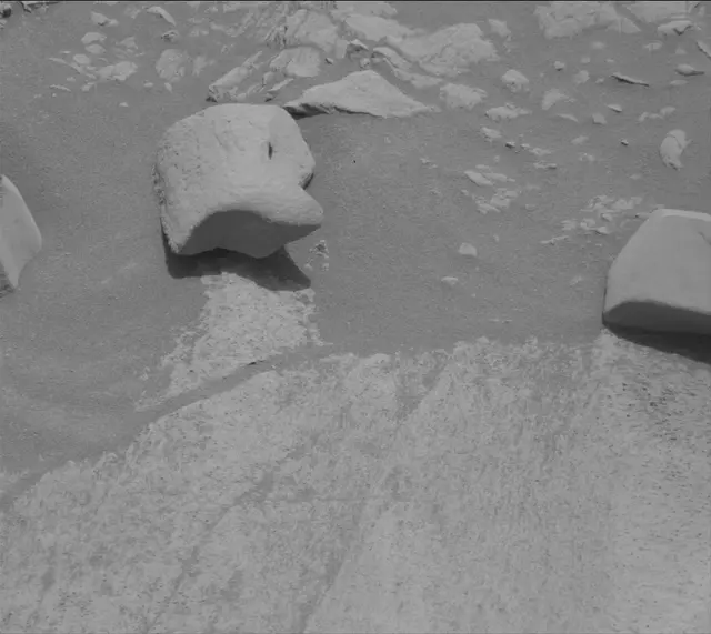 Sol 3388: Mast Camera (Mastcam)
