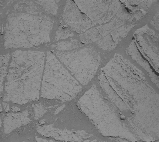 Sol 3388: Mast Camera (Mastcam)