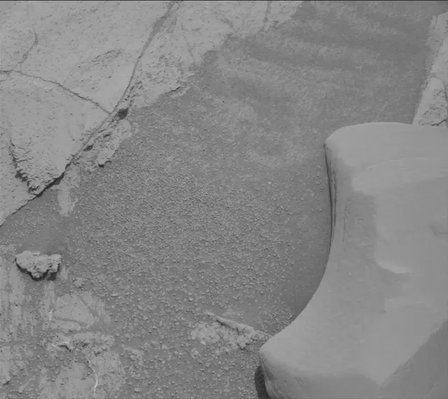 Sol 3388: Mast Camera (Mastcam)