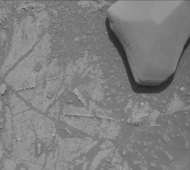 Sol 3388: Mast Camera (Mastcam)