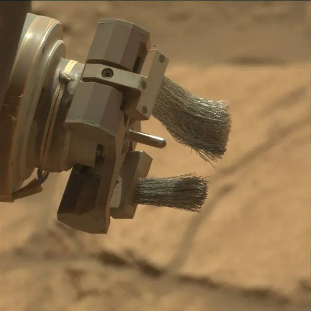 Sol 3388: Mast Camera (Mastcam)