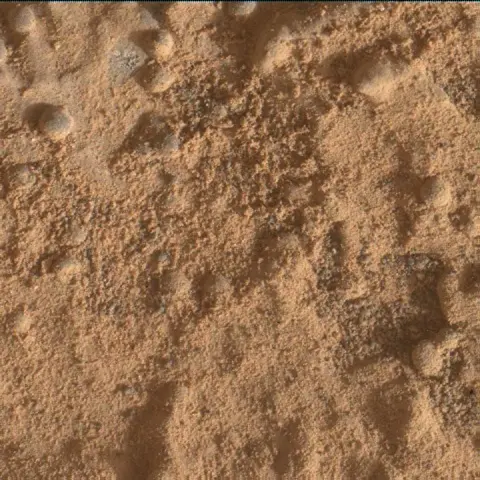 Sol 3388: Mars Hand Lens Imager (MAHLI)