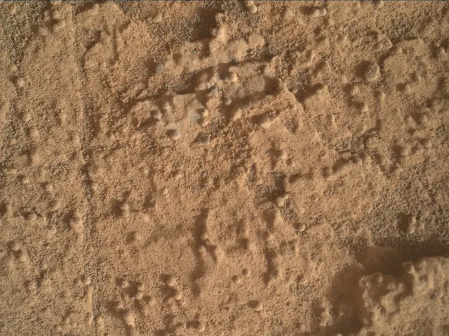 Sol 3388: Mars Hand Lens Imager (MAHLI)