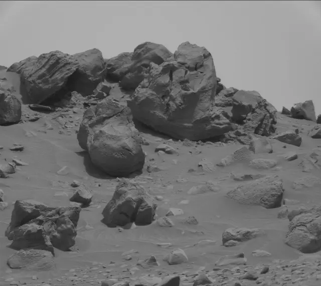 Sol 3390: Mast Camera (Mastcam)