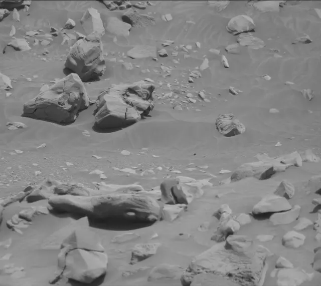 Sol 3390: Mast Camera (Mastcam)