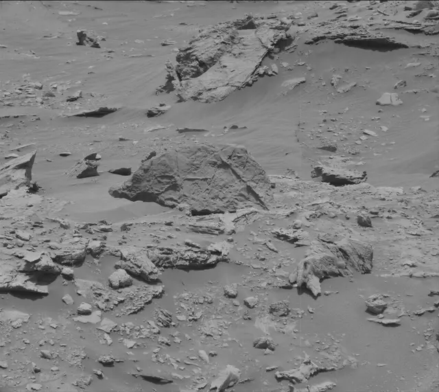 Sol 3391: Mast Camera (Mastcam)