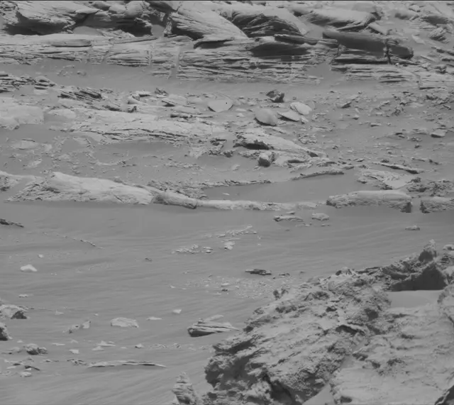 Sol 3391: Mast Camera (Mastcam)
