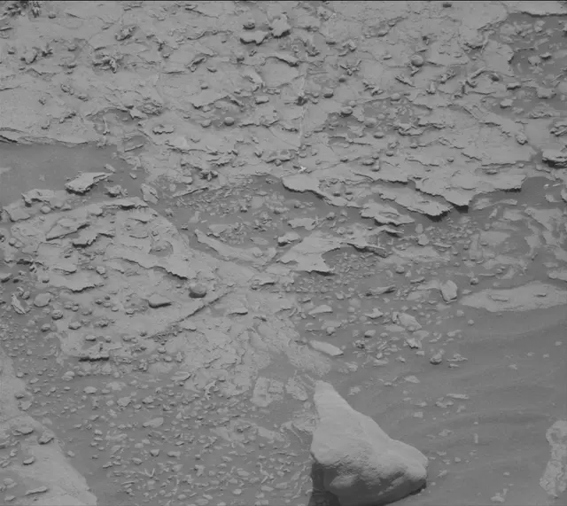 Sol 3391: Mast Camera (Mastcam)
