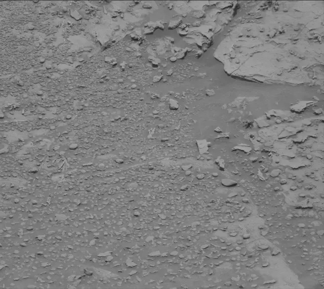 Sol 3391: Mast Camera (Mastcam)