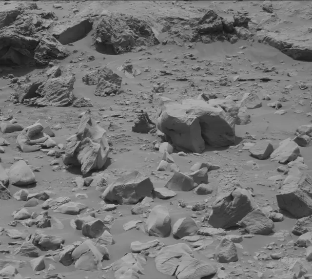 Sol 3391: Mast Camera (Mastcam)