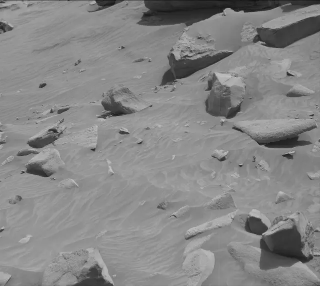 Sol 3392: Mast Camera (Mastcam)