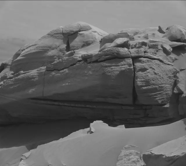 Sol 3392: Mast Camera (Mastcam)