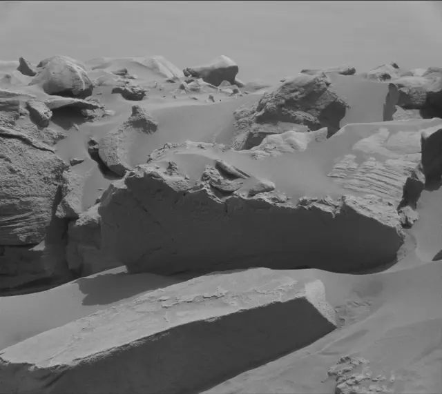 Sol 3392: Mast Camera (Mastcam)