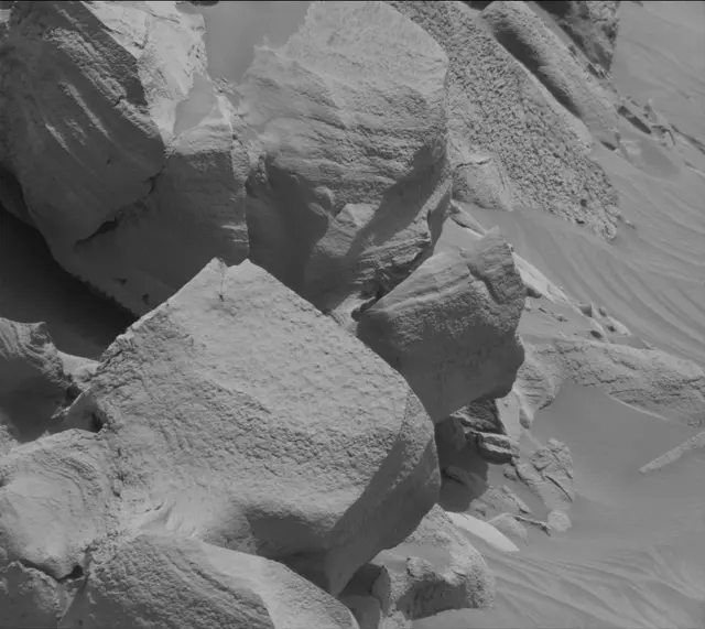 Sol 3392: Mast Camera (Mastcam)