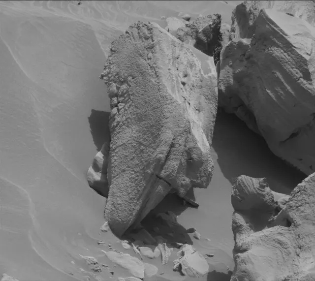 Sol 3392: Mast Camera (Mastcam)