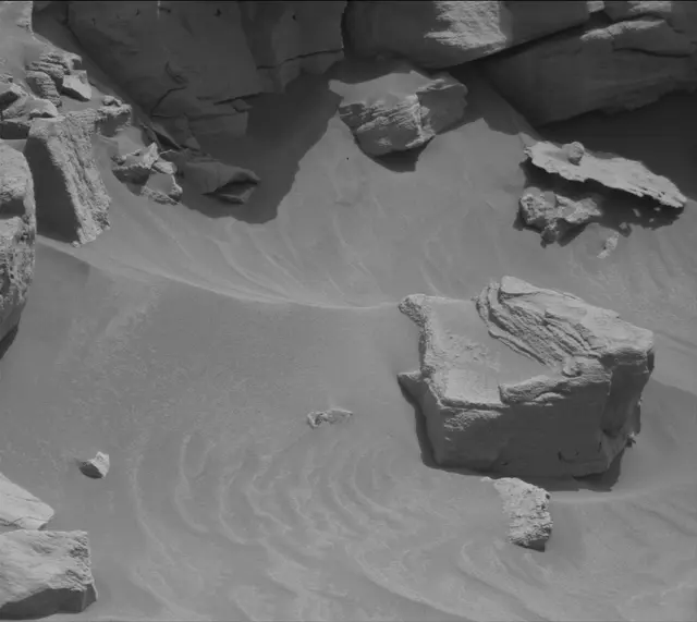 Sol 3392: Mast Camera (Mastcam)