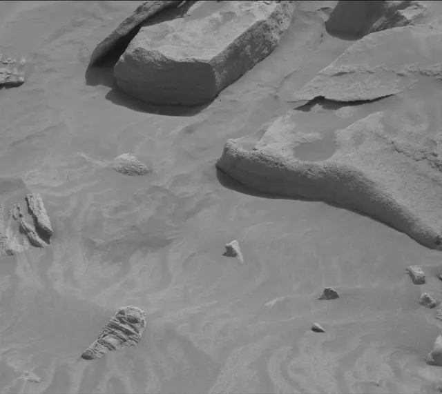 Sol 3392: Mast Camera (Mastcam)