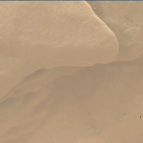 Sol 3392: Mars Hand Lens Imager (MAHLI)