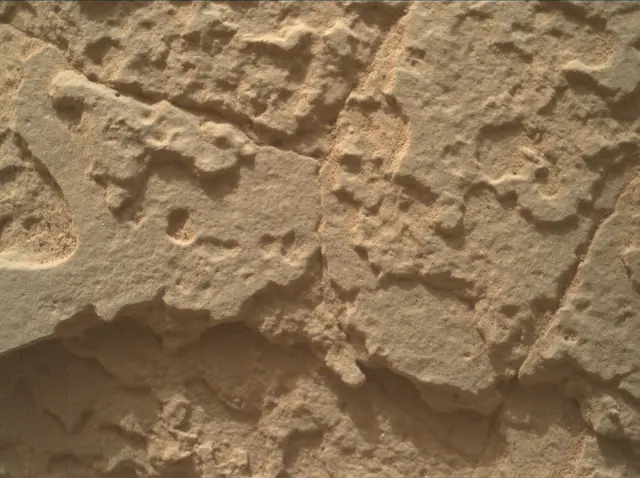 Sol 3392: Mars Hand Lens Imager (MAHLI)