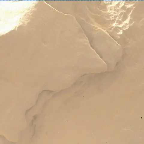 Sol 3392: Mars Hand Lens Imager (MAHLI)