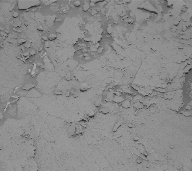 Sol 3395: Mast Camera (Mastcam)