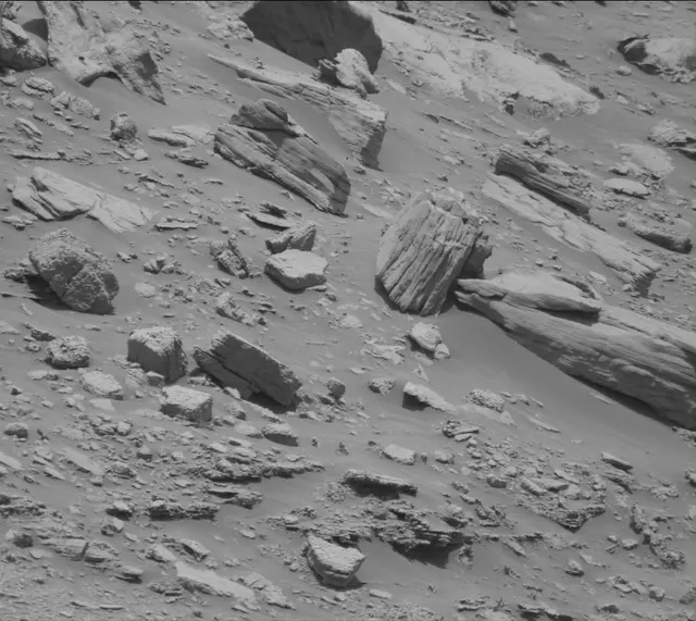 Sol 3395: Mast Camera (Mastcam)