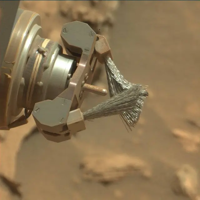 Sol 3395: Mast Camera (Mastcam)