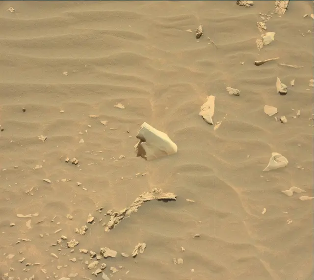 Sol 3397: Mast Camera (Mastcam)