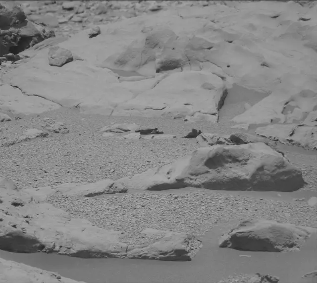 Sol 3398: Mast Camera (Mastcam)