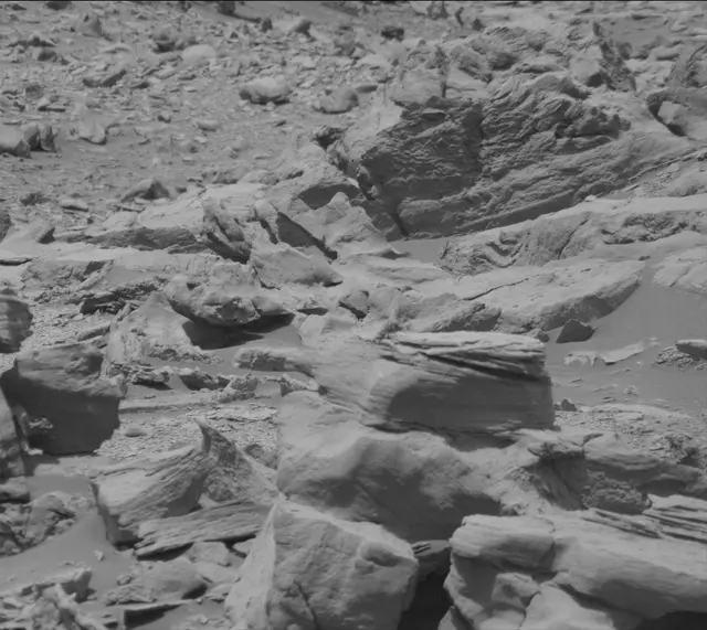 Sol 3398: Mast Camera (Mastcam)