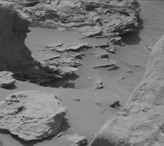 Sol 3398: Mast Camera (Mastcam)