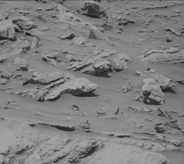Sol 3398: Mast Camera (Mastcam)